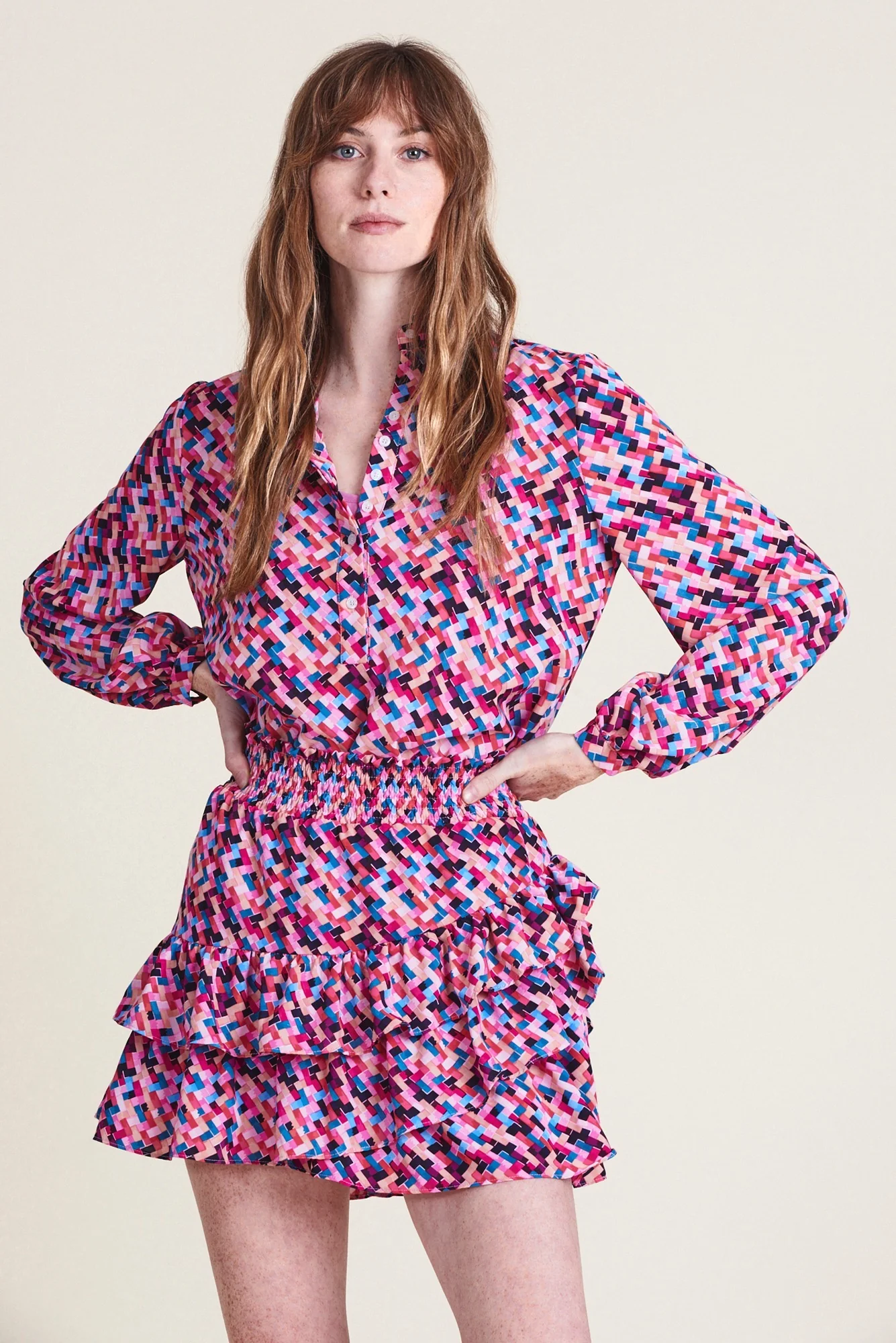 THE SHIRT The Mini Skirt in Magenta