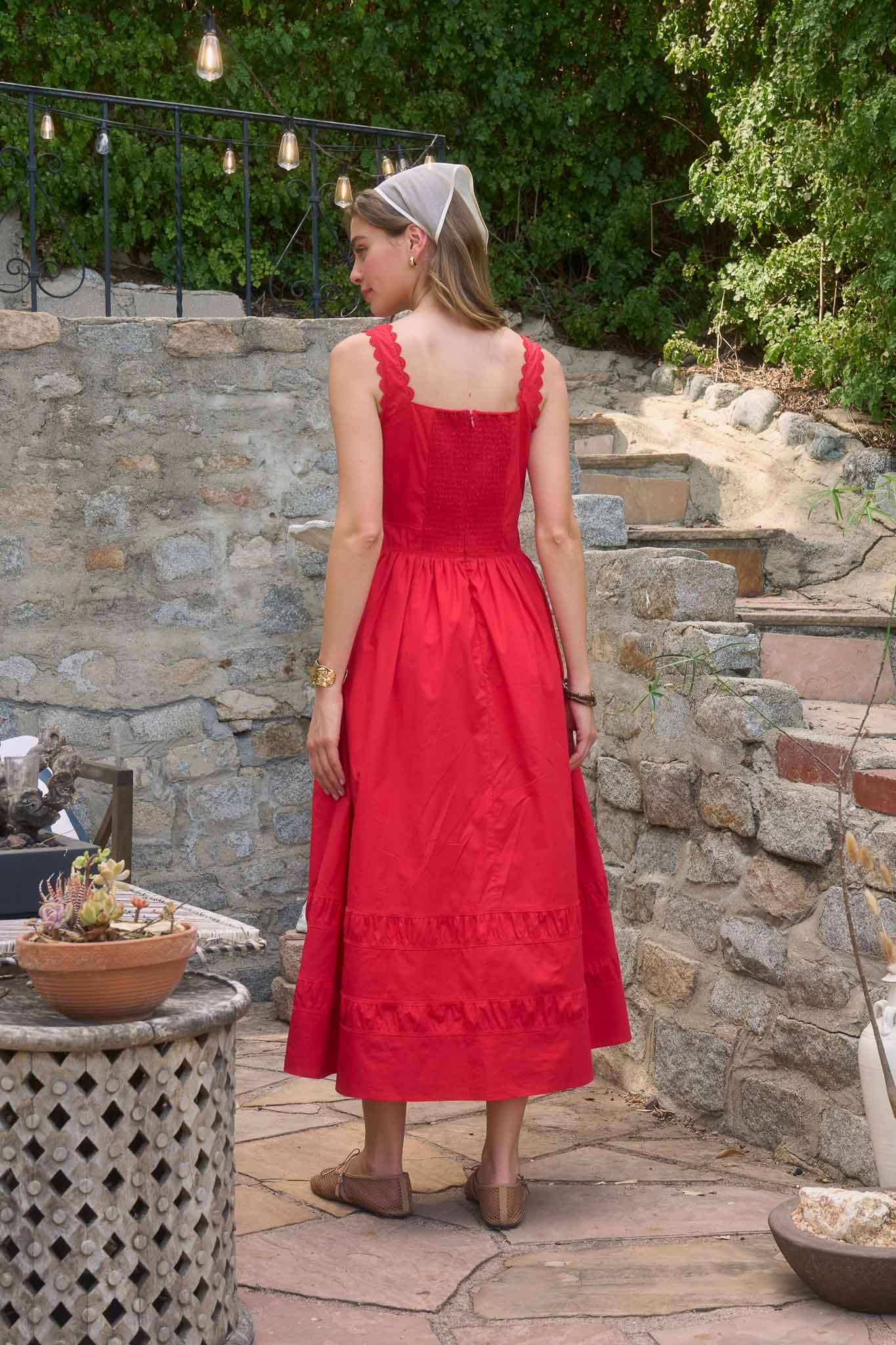 Sleeveless Lace Trim Detail Midi Dress