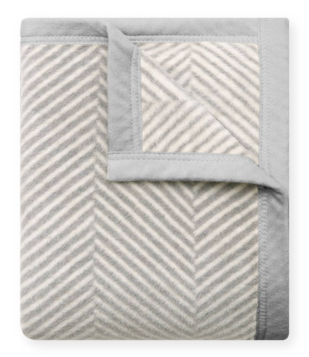 Harborview Herringbone Light Grey Blanket