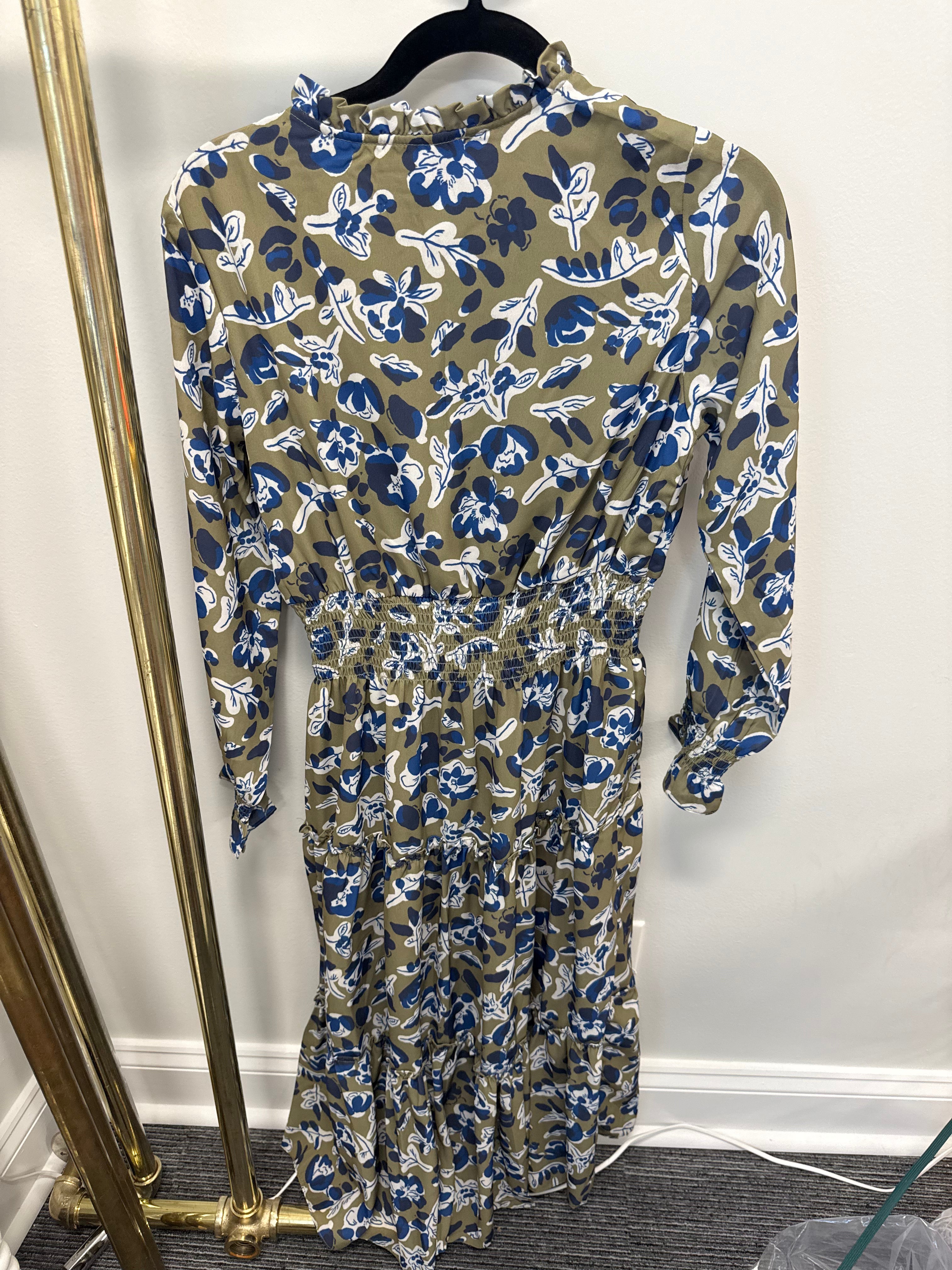 Sample Floral Smocked Waist Midi Dress (XS)
