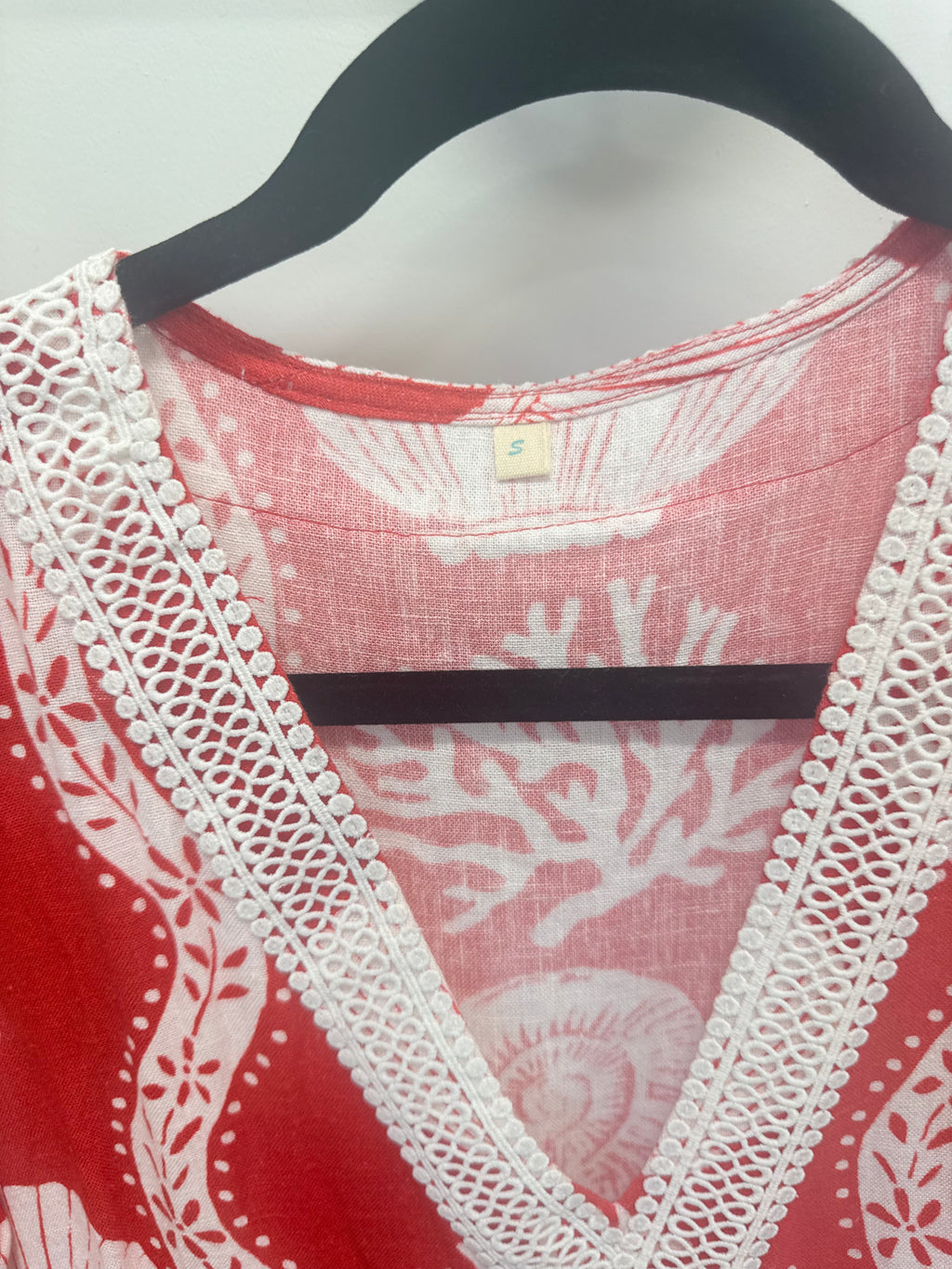 Sample Red V-Neck Seashell Dress (S)