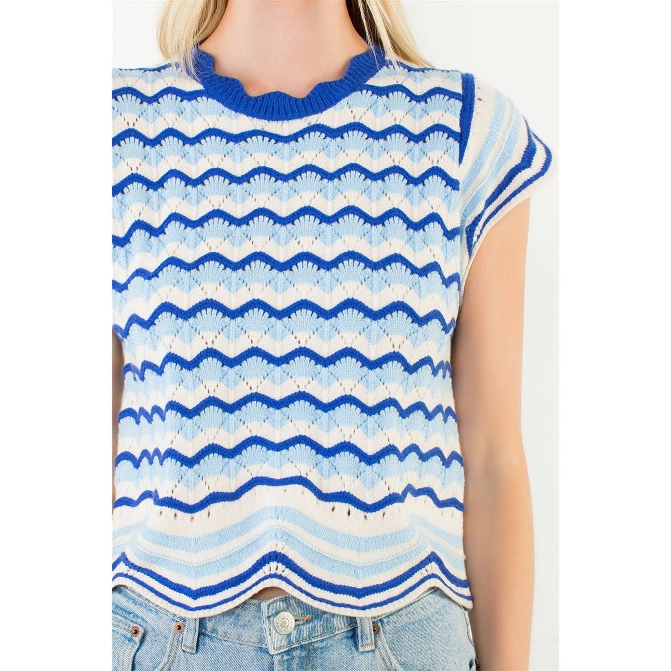 Short Sleeve Striped Pattern Knit Top