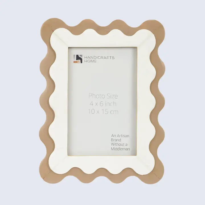 Wave Scallop Picture Frame