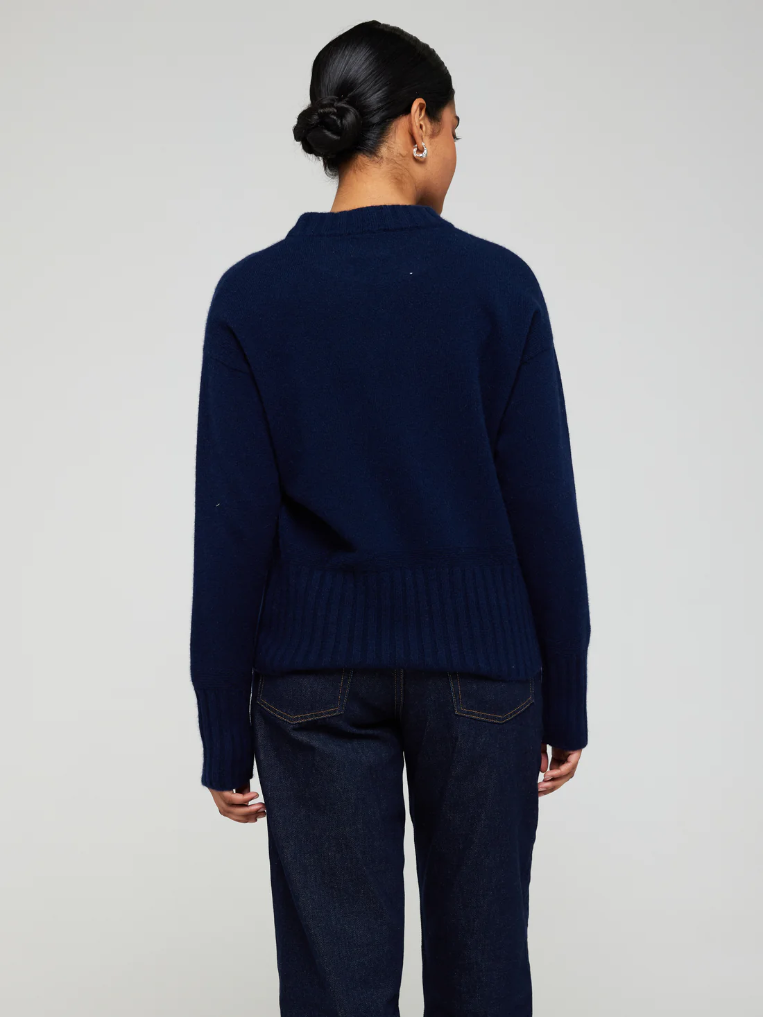 Brodie Navy Cashmere Effie Cashmere Crew Neck